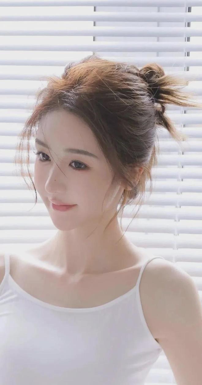 洗衣机里 - 麻豆服不小心卡在机里老版本V米乐体育M6直播平台麻豆洗衣服不小心卡